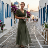Xenia - Hosszú elegáns ruha V kivágással