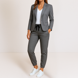 Gabriella Budapest | Modern Elegancia egy Kényelmes Szettben