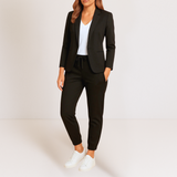 Gabriella Budapest | Modern Elegancia egy Kényelmes Szettben