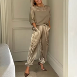 Gabriella Budapest | Két részes luxus, folyékony szett