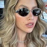 Gabriella Budapest | Elegáns napszemüveg