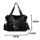 Gabriella Budapest | Elegáns Hobo Táska