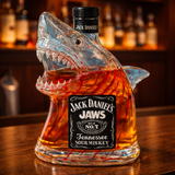 Kamilla Budapest | Whiskey Üveg – Cápa Kiadás