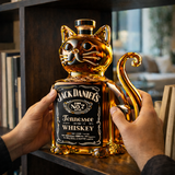 Kamilla Budapest | Whiskey Üveg – Macska Kiadás